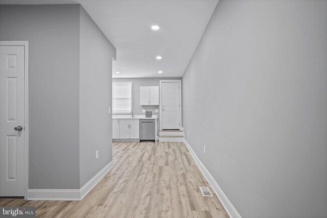 Foto del edificio - 818 N Rose St