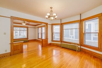 Building Photo - 547 Jefferson St