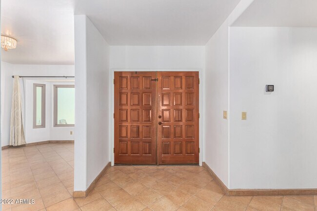 Foto del edificio - 2247 N Linda