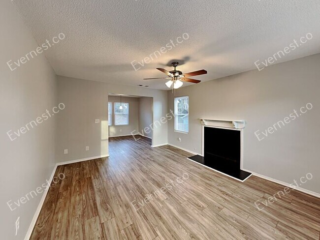 Foto del edificio - 1171 Heritage Glen Dr