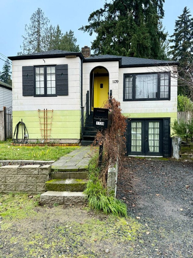 Primary Photo - Bremerton area home.