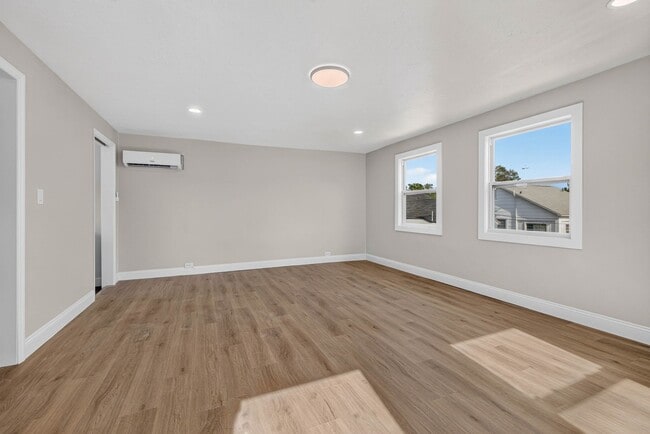 Photo - 1010 26th St N (Saint Petersburg, FL) Apartment