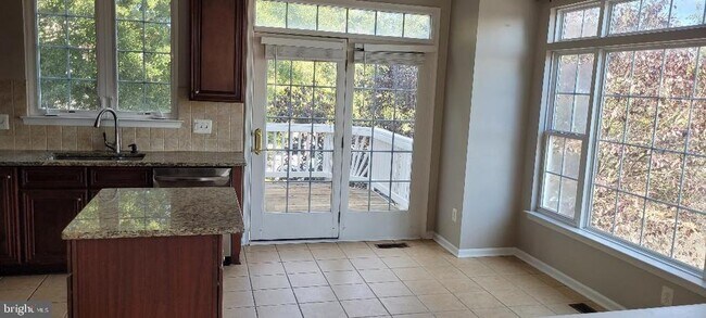 Foto del edificio - 20401 Trails End Terrace