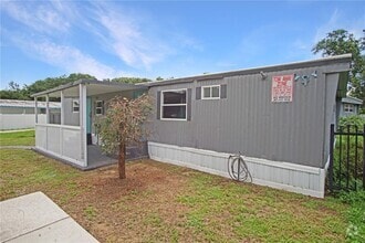 Building Photo - 26 Forest Dr