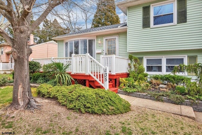 Building Photo - 135 Bala Dr