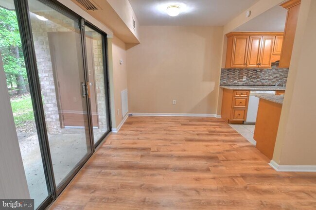 Foto del edificio - 11629 Stoneview Square