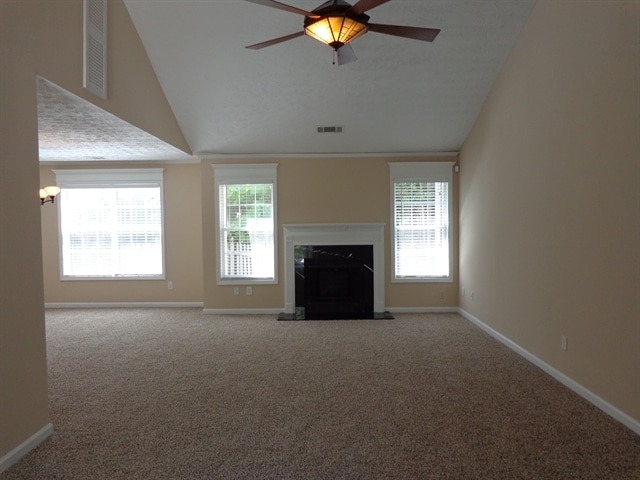 Building Photo - 3350 Stratton Ln