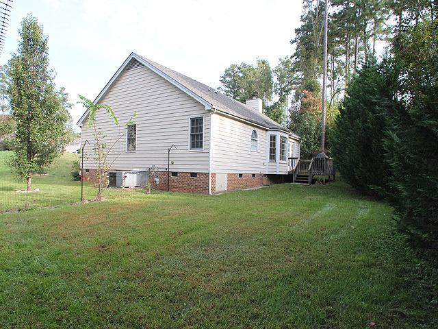 Building Photo - Ranch Home with Garage in Prime North Rale...