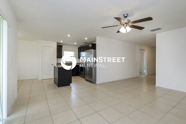 Foto del edificio - 3 Bedroom Pet-Friendly Home in Dundee, FL with Main Street Renewal