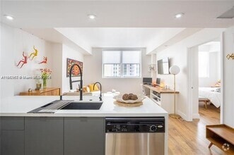 Building Photo - 111 E Flagler St