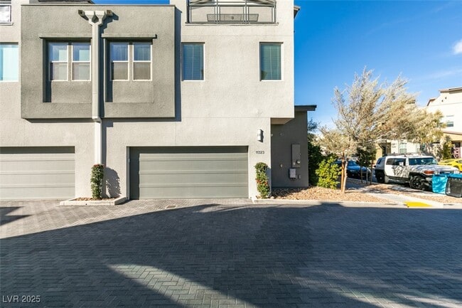 Building Photo - 11323 Gravitation Dr