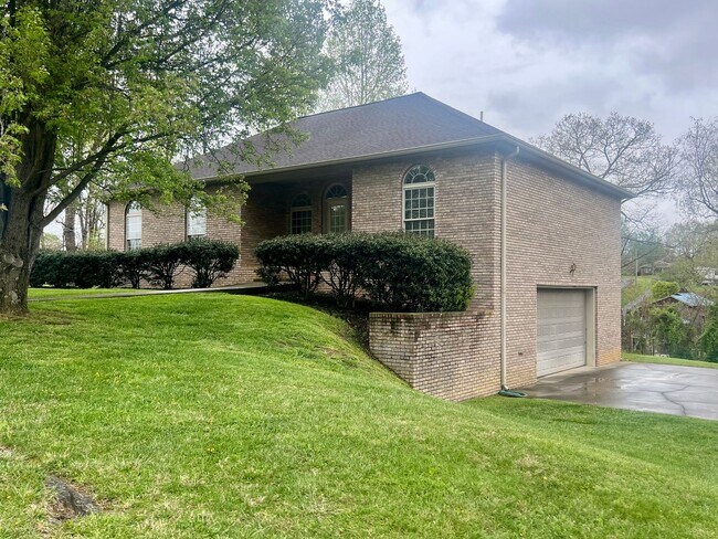 Foto del edificio - 1212 Ridgewood Ct