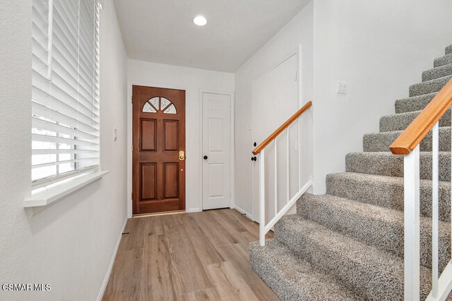 Building Photo - 251 Hill Ranch Dr