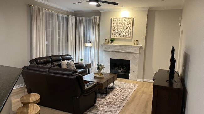 Foto del edificio - 9112 Brinson Dr