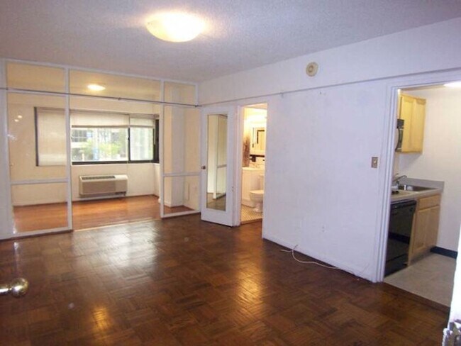 Photo - Unique Studio in Foggy Bottom with Solarium Near GW University and Hospital. An Exceptional Find! Apartment