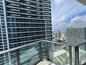 Building Photo - 1300 S Miami Ave