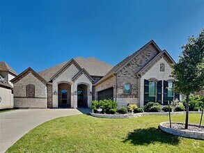 Building Photo - 614 Summer Oaks Dr