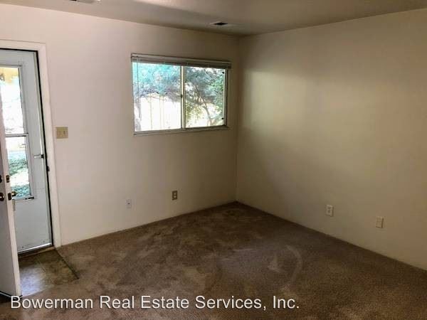 Building Photo - 1607-1615 Cottonwood Dr
