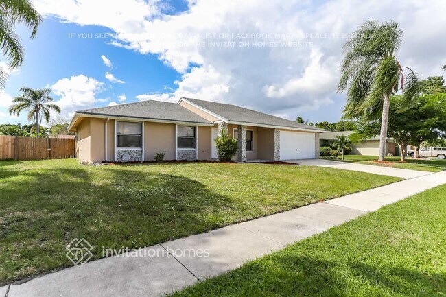 Building Photo - 112 La Mancha Ave