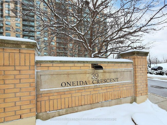 Photo du bâtiment - 39-939 Oneida Crescent