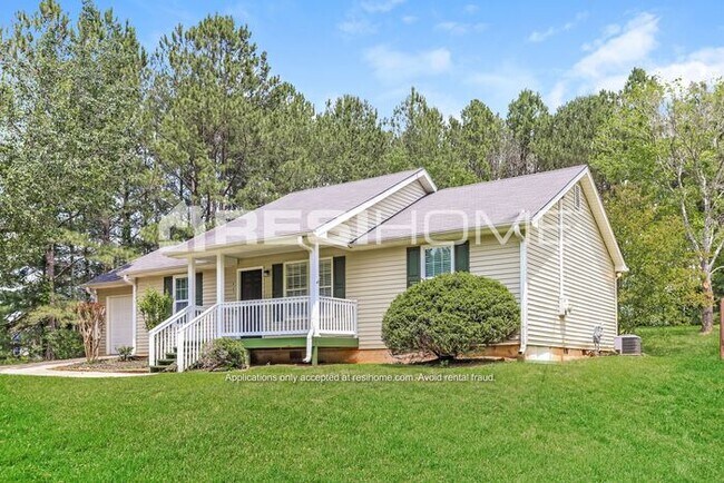 Building Photo - 825 S Laney Rd
