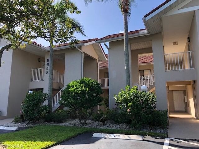 Foto del edificio - 9648 Windsor Gardens Ln