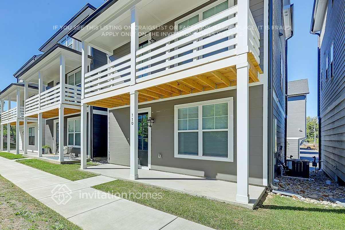 Foto principal - 647 Vernon Ave