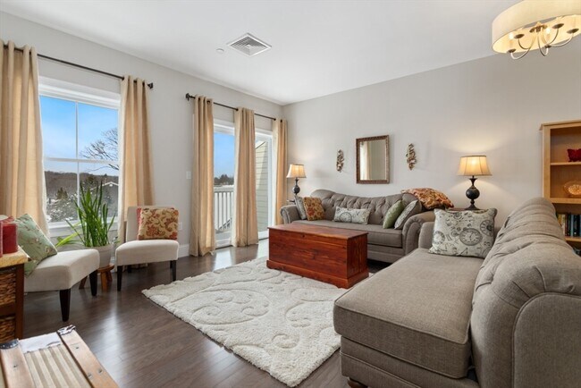 Foto del edificio - 441 Essex St