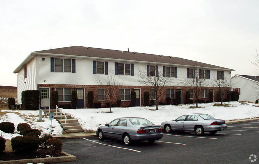 Foto del edificio - Sussex Court Apartments