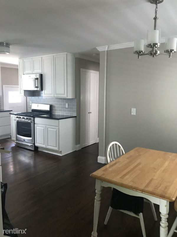 Building Photo - 2 br, 2 bath House - 670 Humphrey Ave