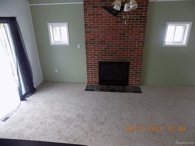 Building Photo - 2819 Teasdale Dr
