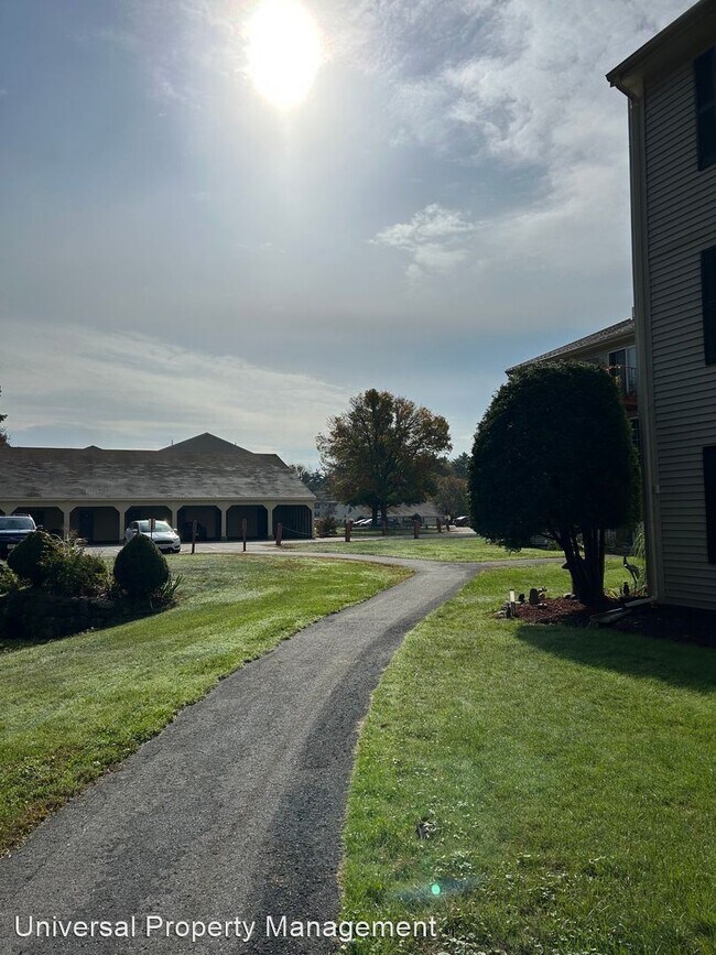 Foto del edificio - 2 br, 1 bath House - 1703 White Cedar Blvd