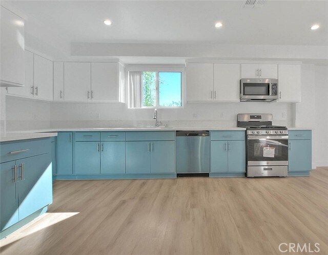 Foto del edificio - 5852 Vineland Ave