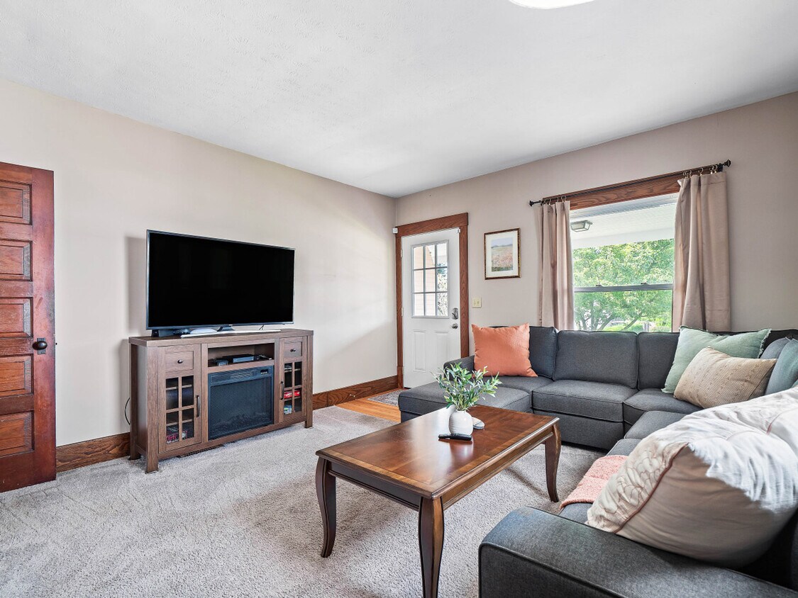 Foto principal - 679 Washington St