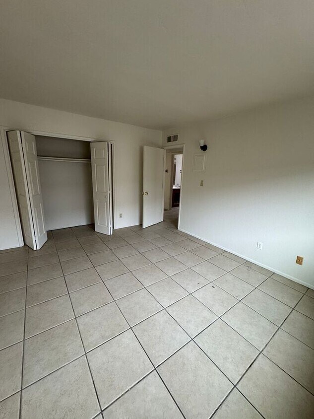 Foto del edificio - 2873 N Fontana Ave
