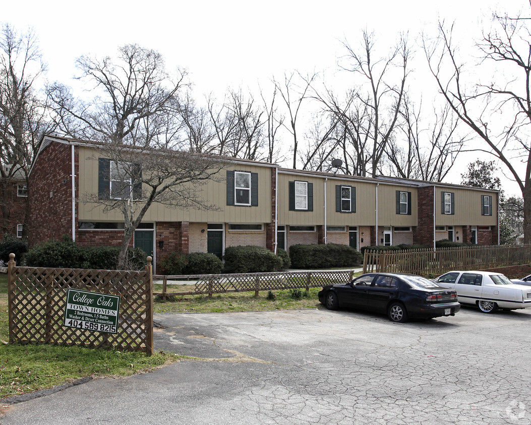 Building Photo - 1790-1804 W Lyle Ave