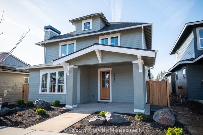 Building Photo - Brand New SE Bend Home!