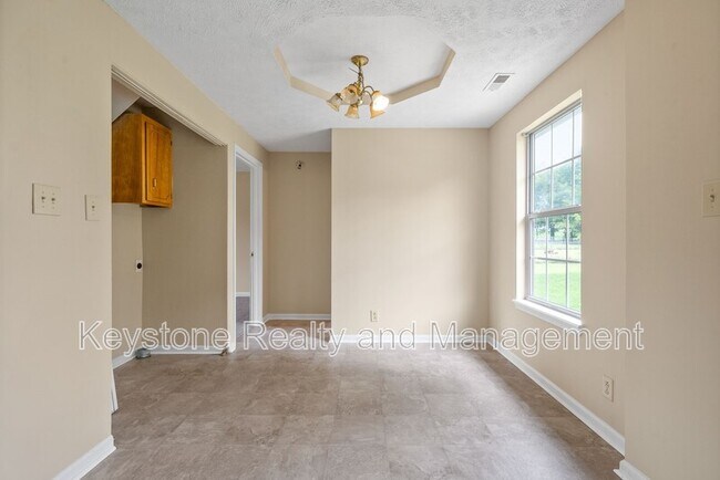 Foto del edificio - 2080 Carneal Ln