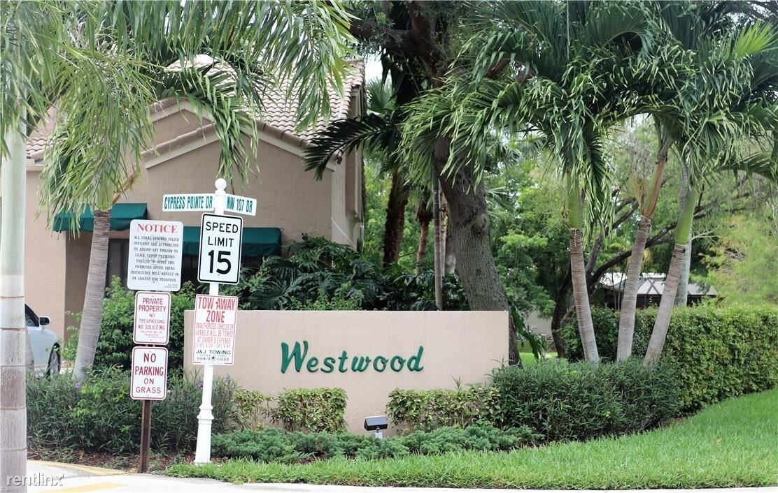 Primary Photo - 3 br, 2 bath House - 1670 Cypress Pointe Dr