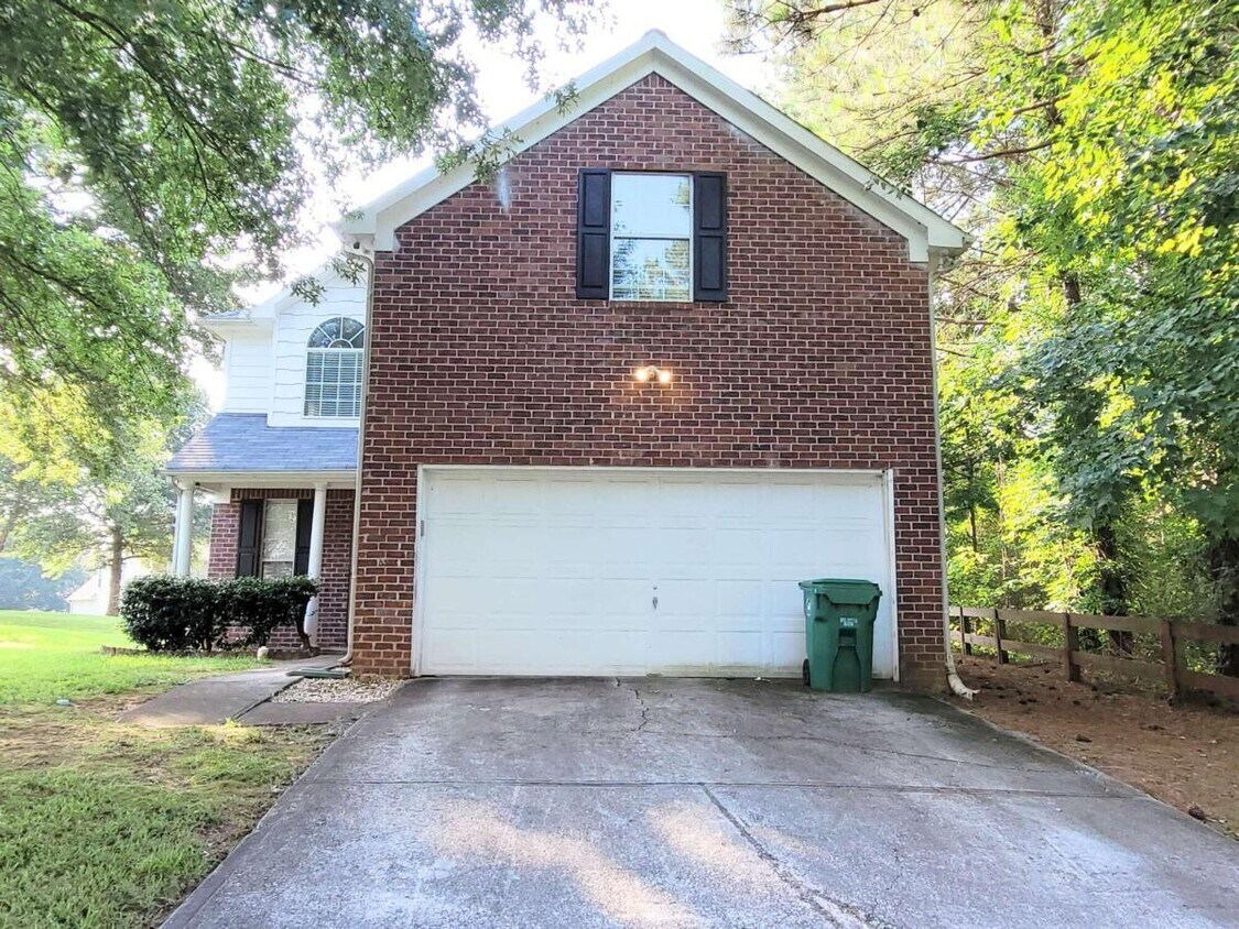 Foto principal - 4478 Chestnut Lake Ave