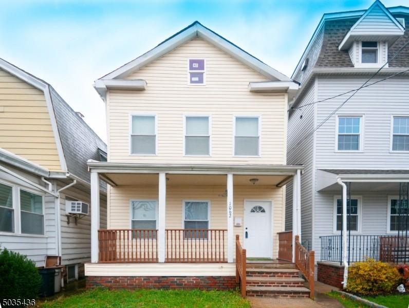 Foto principal - 1062 Dewey Pl