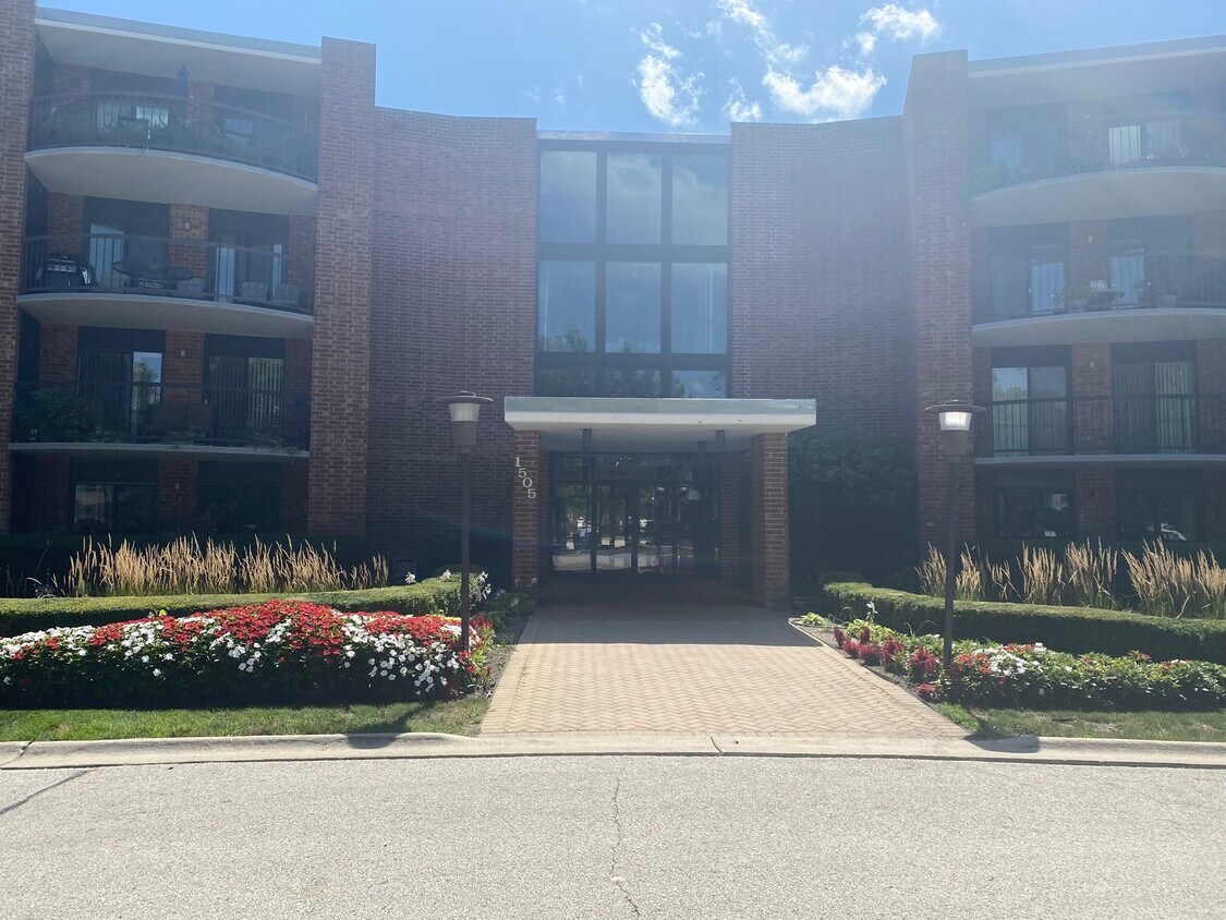 Foto principal - 1505 Central Rd