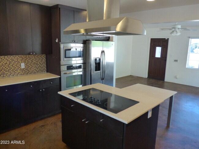 Foto del edificio - 307 E Verde Ln