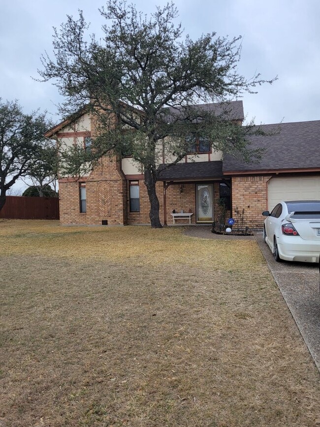 Building Photo - Boasting view  of Copperas Cove