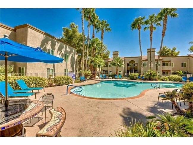 Building Photo - 3145 E Flamingo Rd