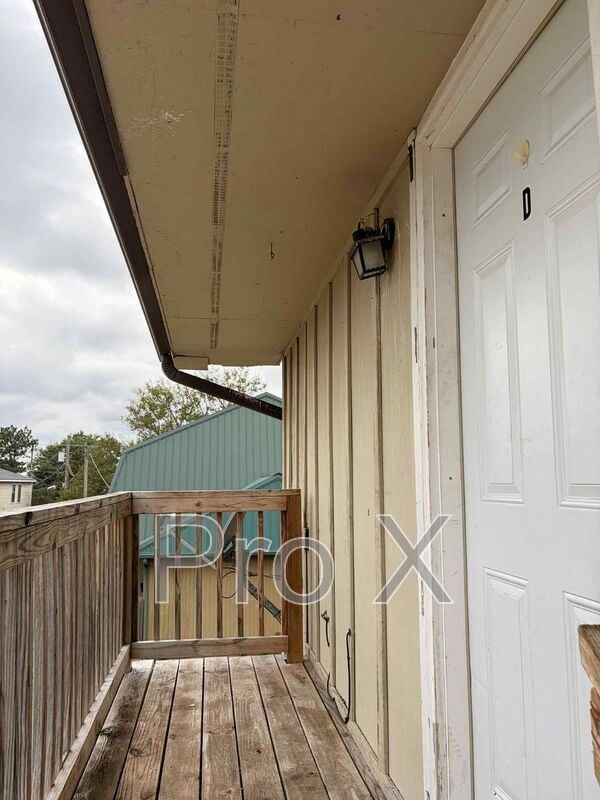 Building Photo - 910-912 S Connecticut Ave