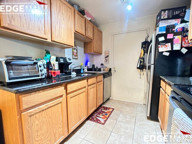Foto del edificio - 49 Village Brook Ln