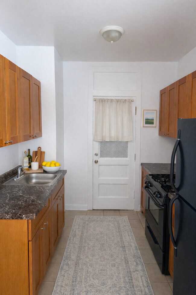 Foto del edificio - 6855 S Crandon Ave