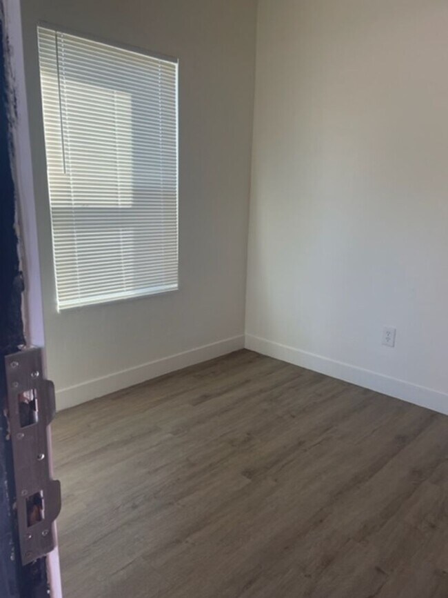 Photo - Longview Cottages Apartment