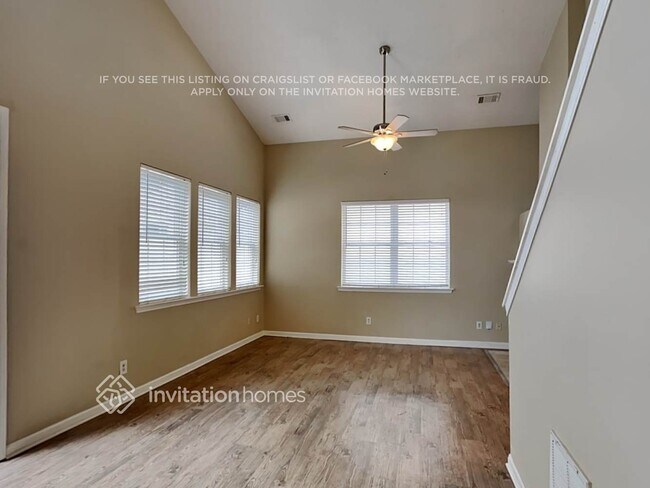Foto del edificio - 283 Windcroft Ln NW